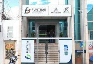 Sede da Funtrab em Campo Grande (Foto: Henrique Kawaminami)