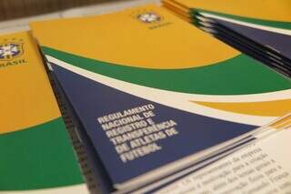 Regulamento Nacional de Registro e Transferência de atletas de Futebol para 2024 (Foto: Rener Pinheiro/CBF)