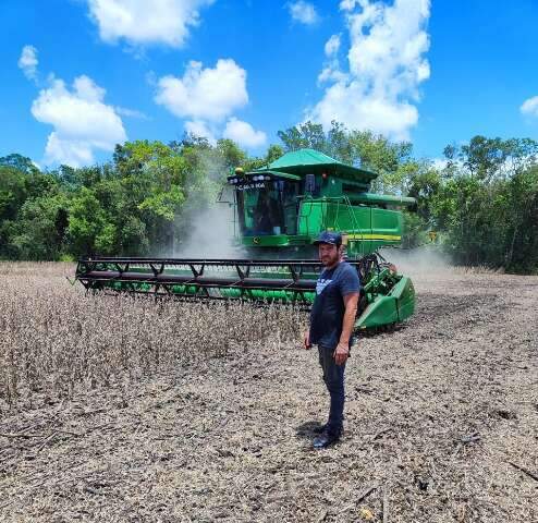 Colheita da soja 2023-24 começa pela região sul de MS, com expectativa ruim