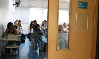 Estudantes em sala de aula. (Foto: Rovena Rosa/Agência Brasil)