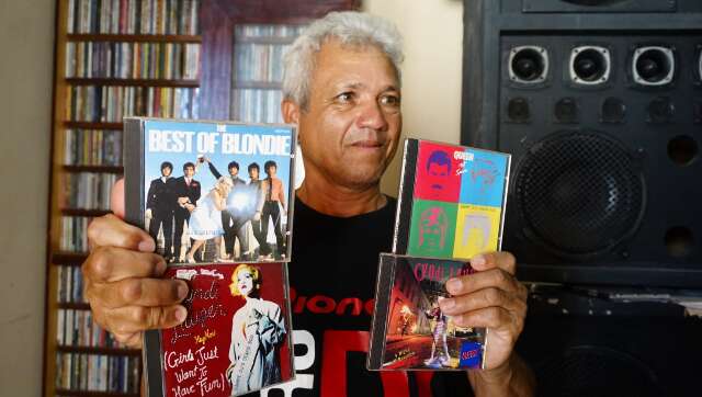 Coleção com CD até do Japão faz Delfo não esquecer amor por música