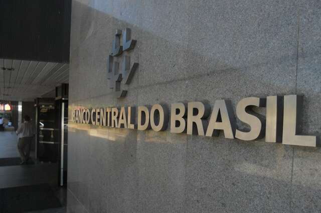 Banco Central abre concurso com 100 vagas e sal&aacute;rio de R$ 21 mil