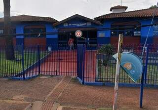 Fachada da Escola Municipal Frederico Soares, na Vila Popular. (Foto: Reprodução/Google Street View)