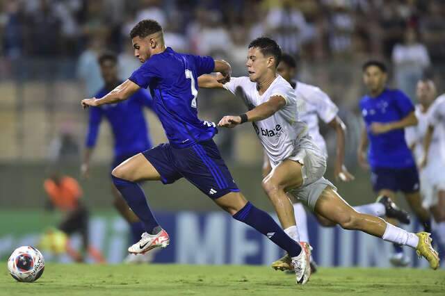 Cruzeiro vence Santos por 3 a 0 e garante vaga nas quartas da Copinha