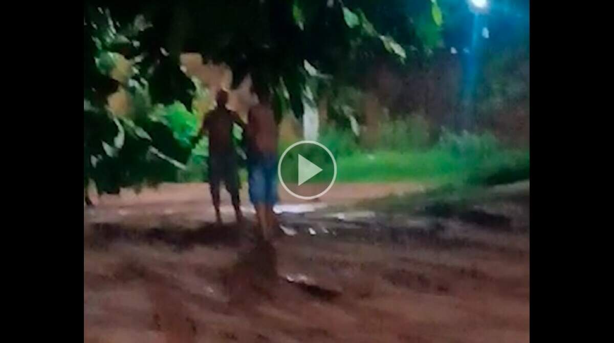 Vídeo mostra briga por garota de programa antes de facadas - Interior -  Campo Grande News