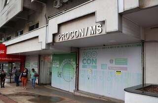 Fachada do Procon, localizado na Rua 13 de Junho (Foto: Divulgação)