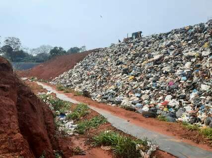 Prazo para fim de lixões termina em agosto para 74 cidades de MS