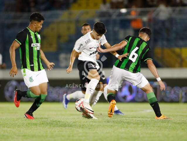 Corinthians vence Am&eacute;rica-MG e avan&ccedil;a &agrave;s semifinais da Copinha