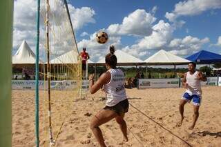 Jogadores no Festival de Praia no município de Sonora, no ano passado (Foto: Divulgação/Fundesporte)