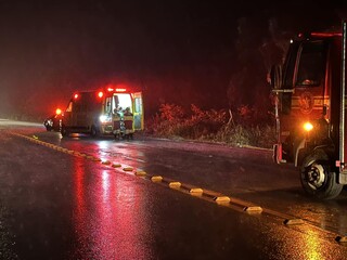 Motorista &eacute; arremessado para fora de carro durante capotagem e morre