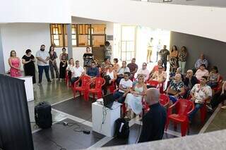 Classe artística de Mato Grosso do Sul foi convidada para conhecer o projeto de reforma e revitalização do prédio nesta manhã (Foto: Instagram)