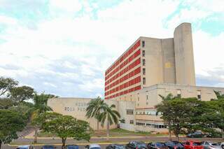 Prédio do Hospital Regional de Mato Grosso do Sul, em Campo Grande (Foto: Paulo Francis)