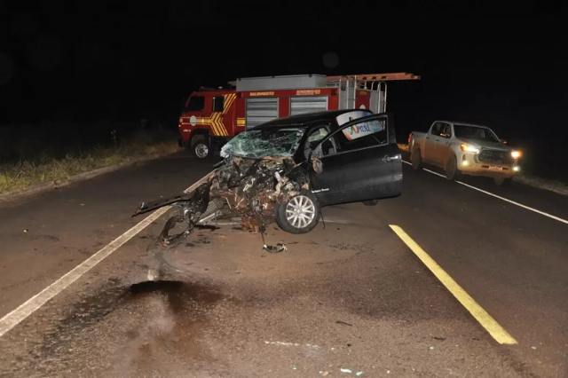 Motorista de carro f&uacute;nebre morre em colis&atilde;o com caminhonete na BR-060