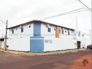 Hotel Arara Azul está disponível por mais de R$ 2 milhões. (Foto: Divulgação/InfoImóveis)