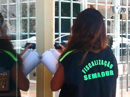Auditores fiscais da Semadur vão às ruas atender demandas do Habite-se