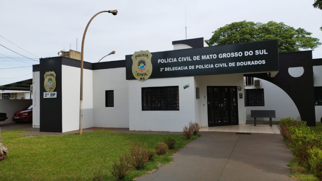 Pol&iacute;cia instaura inqu&eacute;rito ap&oacute;s crian&ccedil;a ser encontrada sozinha na rua