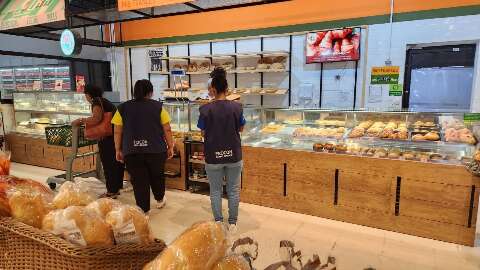 Preço do pão francês varia entre R$ 16,01 e R$ 22,90 em mercados da Capital 