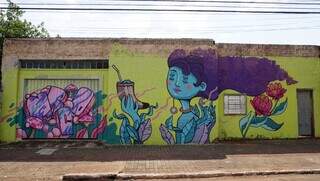 Grafite de Rafael Mareco faz parte de projeto artístico do casarão. (Foto: Alex Machado)