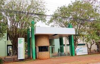 Fachada do Instituto Federal de Mato Grosso do Sul, na Capital (Foto: Juliano Almeida)