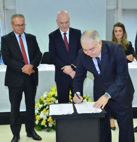 Ao abrir ano da Escola Judicial, presidente do TJ prega fala simples &agrave; popula&ccedil;&atilde;o
