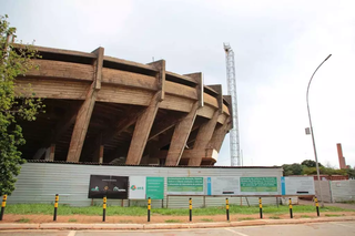 Estádio Morenão está interditado há dois anos sem receber jogos (Foto: Paulo Francis)