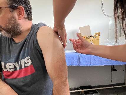 Em menos de um mês, 17 mil pessoas já tomaram a vacina da dengue em Dourados