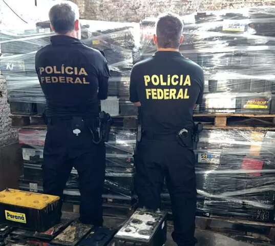 Quadrilha &eacute; acusada de importar toneladas de baterias ilegalmente