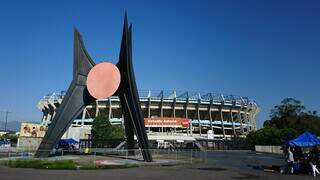 Inaugurado em 1966, o Estádio Azteca, na Cidade do México, vai receber jogos da sua terceira Copa do Mundo, a primeira em 1970 e a segunda em 1986 (Foto: Reprodução)