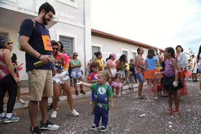 Juiz de Corumb&aacute; imp&otilde;e regras r&iacute;gidas para participa&ccedil;&atilde;o infantil no Carnaval 