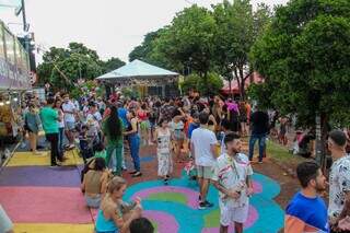 Bloco Calcinha Molhada na Praça Aquidauana, em Campo Grande (Foto: Juliano Almeida)