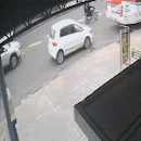 Câmera flagra motociclista sendo “esmagada” na Vila Gomes