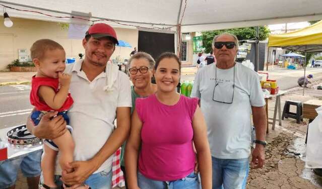 Famílias inteiras aproveitam Carnaval para fazer uma renda extra