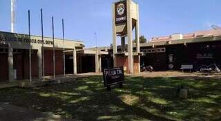 Fachada da Delegacia de Pronto Atendimento Comunitário de Dourados, onde o acidente foi registrado (Foto: arquivo / Campo Grande News) 