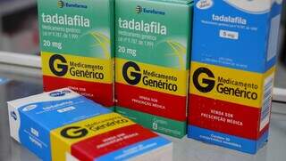 Remédios utilizados para disfunção erétil que teve aumento nas vendas durante o Carnaval (Foto: Alex Machado)
