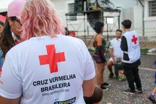 Em Campo Grande, Cruz Vermelha é uma das instituições que atuam no Carnaval. (Foto: Juliano Almeida)