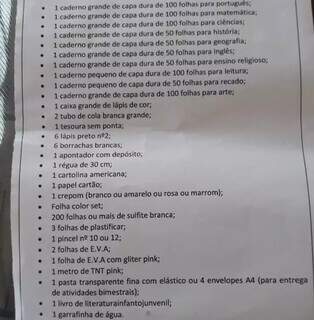 Lista de material escolar entregue pela Escola Municipal Arthur Campos Mello (Foto: Direto das Ruas)