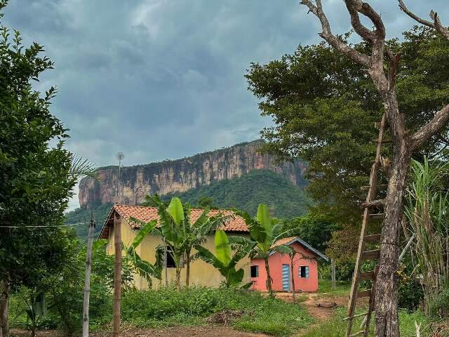 Vizinha do &quot;ET Bilu&quot;, comunidade quilombola quer ganhar com ecoturismo