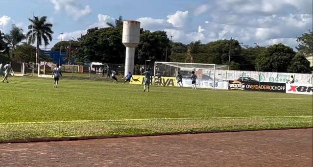 Oper&aacute;rio termina 1&ordm; tempo em vantagem contra o N&aacute;utico em Sidrol&acirc;ndia 