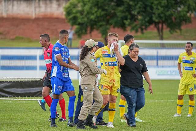 Jogador do DAC passa por cirurgia no rosto e ser&aacute; desfalque por 40 dias 