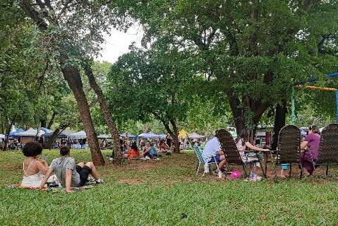 Hoje tem Bosque da Paz, Feira Meus Axés e torneio de futebol de mesa