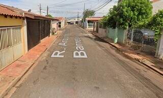 Choque ocorreu na rua Arquiteto Joaquim Barreto, bairro Aero Rancho, que é estreita. (Foto: Google Maps)