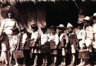 Fotos de 1917 guardam história da educação em Campo Grande