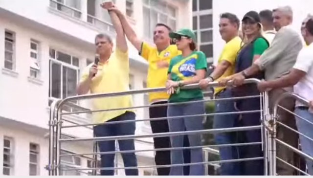 Com pol&iacute;ticos de MS, apoiadores lotam Paulista em defesa de Bolsonaro 