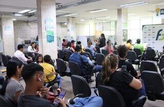 Público aguarda atendimento em edição anterior do Feirão da Empregabilidade, na sede da Funtrab (Foto: Divulgação)