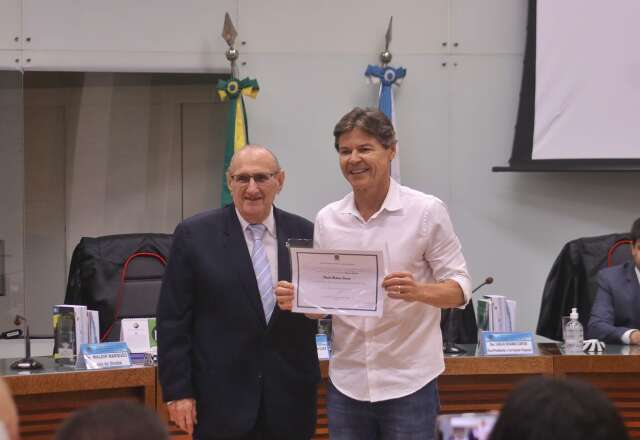 Diplomado, Paulo Duarte diz que honrar&aacute; mandato, ap&oacute;s &ldquo;hist&oacute;ria inusitada&rdquo;