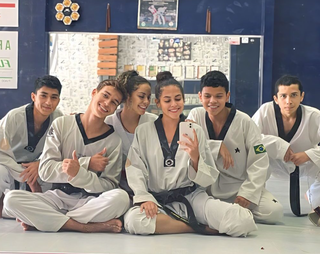 Membros da Equipe Fábio Costa, de Campo Grande, posando para foto (Foto: Divulgação)