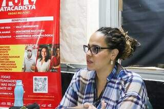 Gabriela Botelho contrata profisionais para setor de supermercados na Capital (Foto: Henrique Kawaminami)