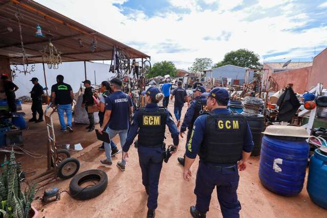 Em nova a&ccedil;&atilde;o contra furto de cobre, 3 ferros-velhos n&atilde;o tinham licen&ccedil;a