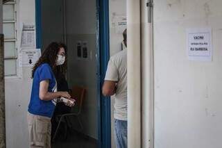 Uso de máscaras e vacinação são medidas de prevenção contra as doenças respiratórias (Foto: Arquivo/Marcos Maluf)