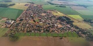 Vista aérea da cidade Laguna Carapã (Foto: Prefeitura Laguna Carapã)